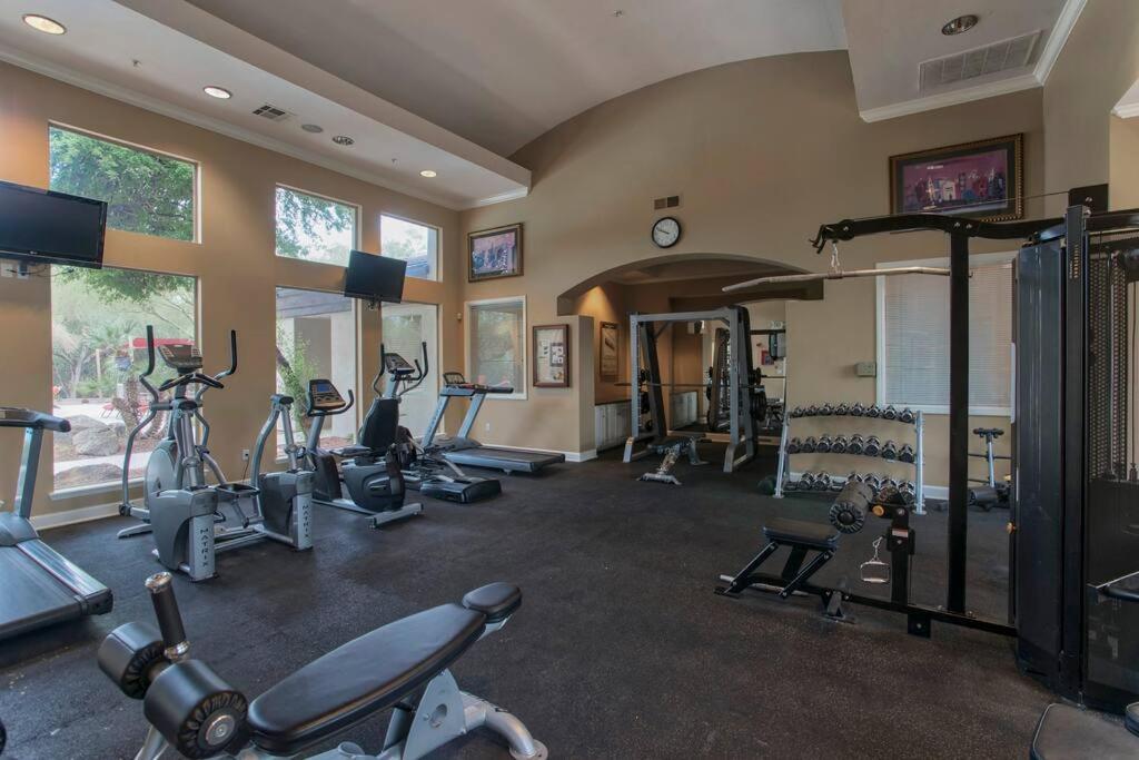 Modern 3-br In North Scottsdale