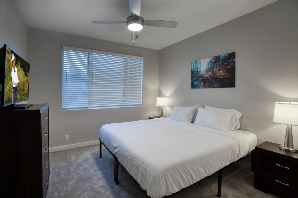 Apartment Modern 3-br In North