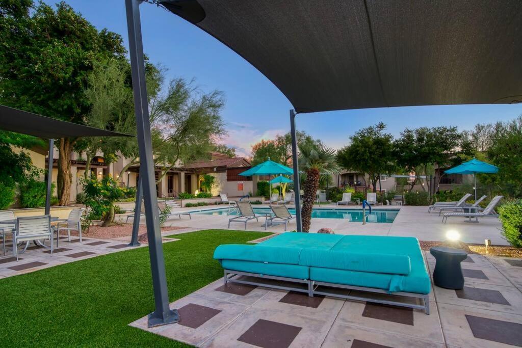 Modern 3-br In North
